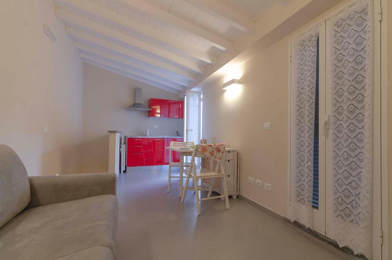 Carruggio Apartment Riomaggiore Bagian luar foto