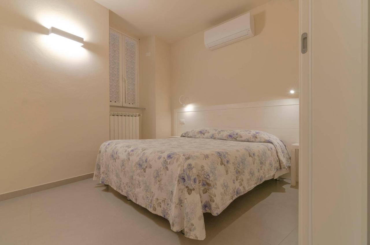 Carruggio Apartment Riomaggiore Bagian luar foto